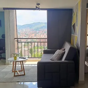 Apartamento Con Vistas A La Ciudad, Medellín